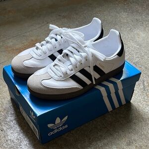 Adidas Originals Samba White & Black Trainers W6.5/37.5